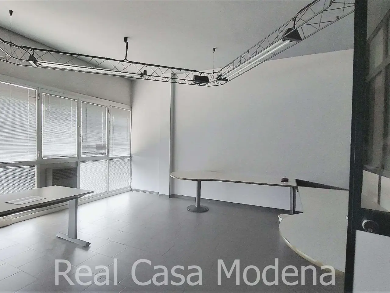 Ufficio in Via Emilia Ovest , Modena, {3} - Foto 1