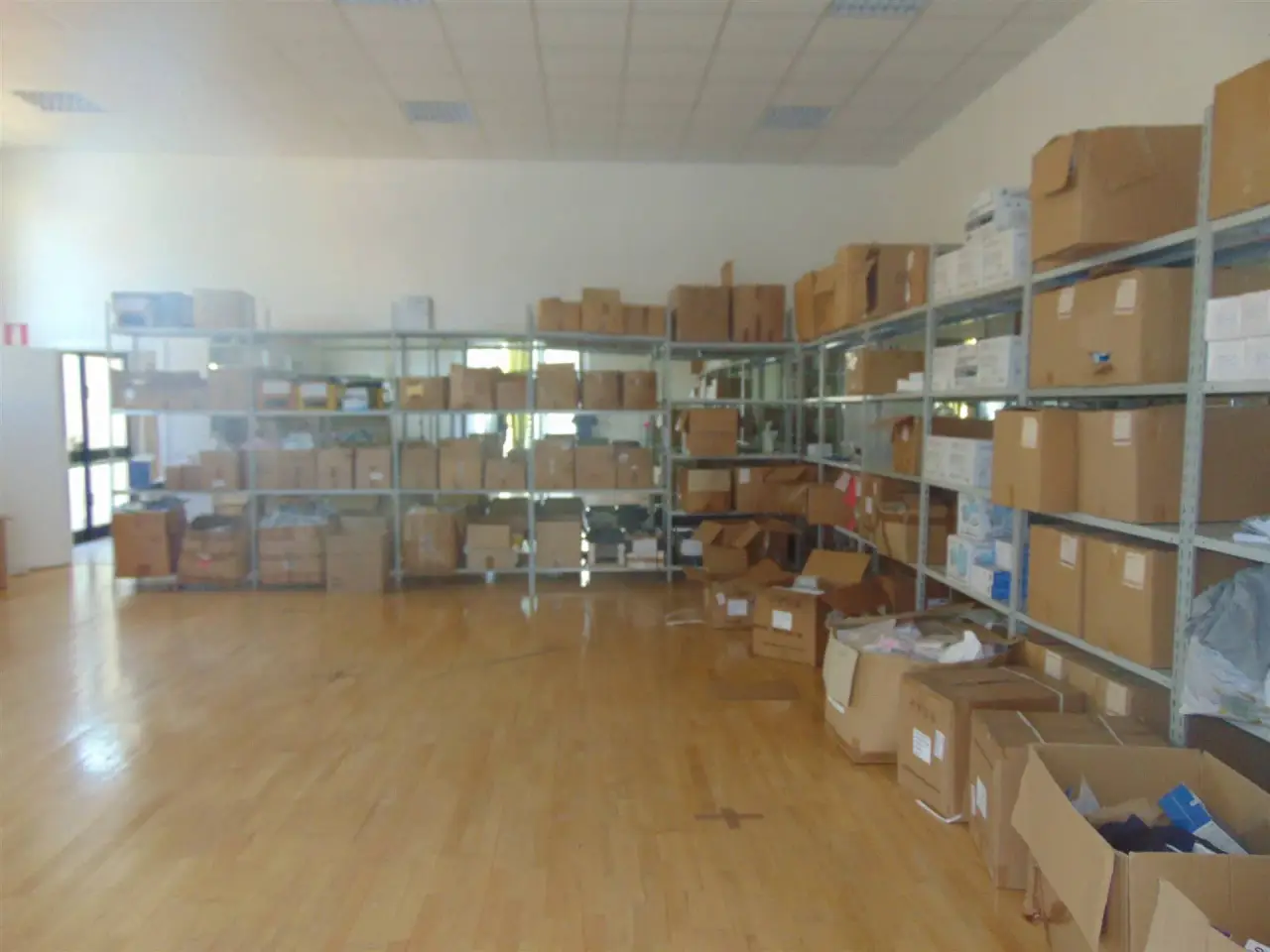 Locale commerciale in , Poggibonsi, {3} - Foto 1
