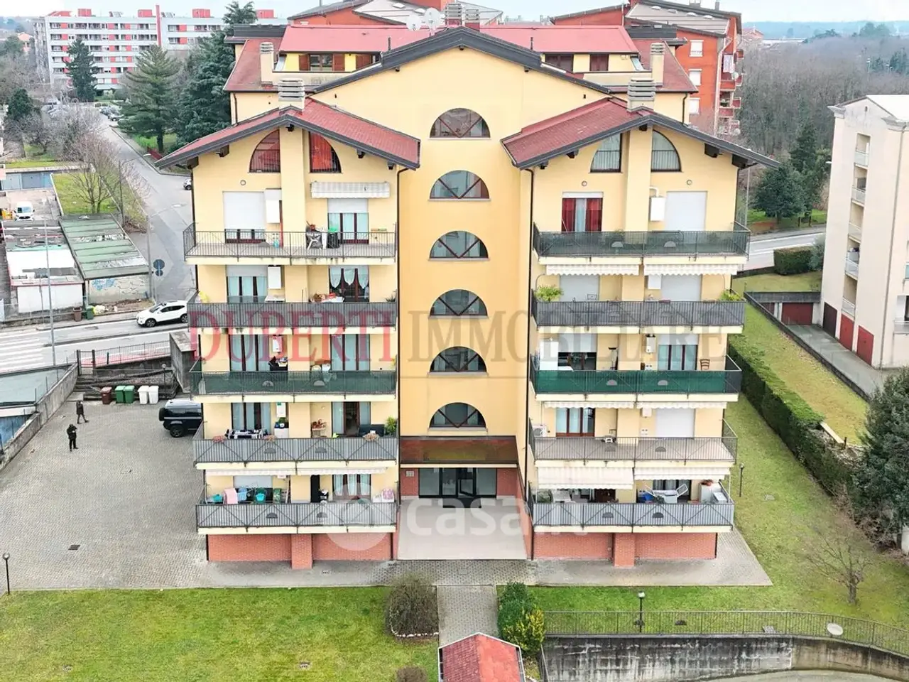 Ufficio in , Gallarate, {3} - Foto 1
