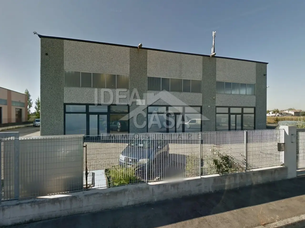 Locale commerciale in Via Sandro Pertini, Cavezzo, Unione Comuni Modenesi Area Nord, Modena, Emilia-Romagna, 41032, Italia, Cavezzo, {3} - Foto 2
