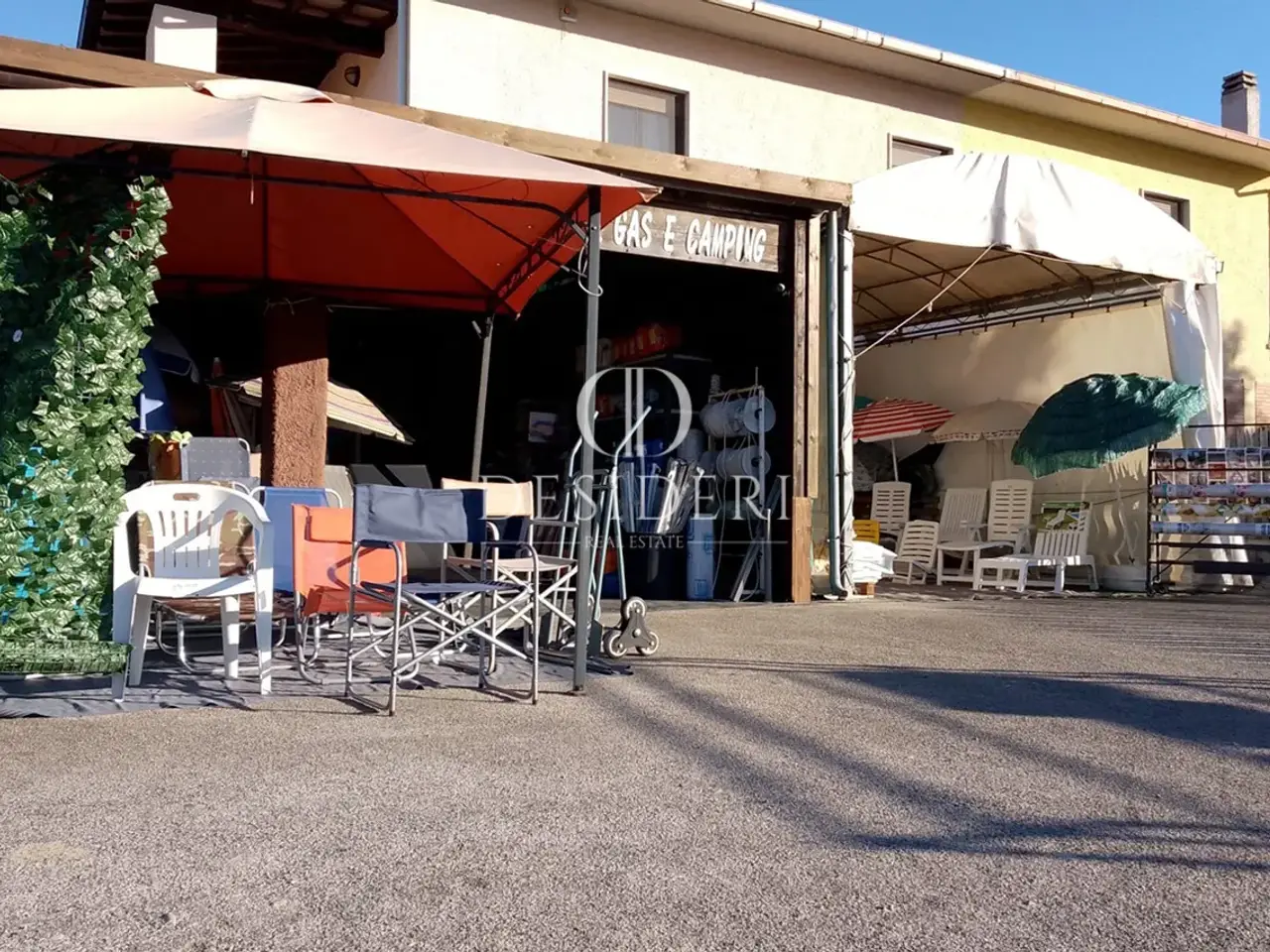 Locale commerciale in Strada Provinciale del Padule 58043 Castiglione della Pescaia, Castiglione Della Pescaia, {3} - Foto 1