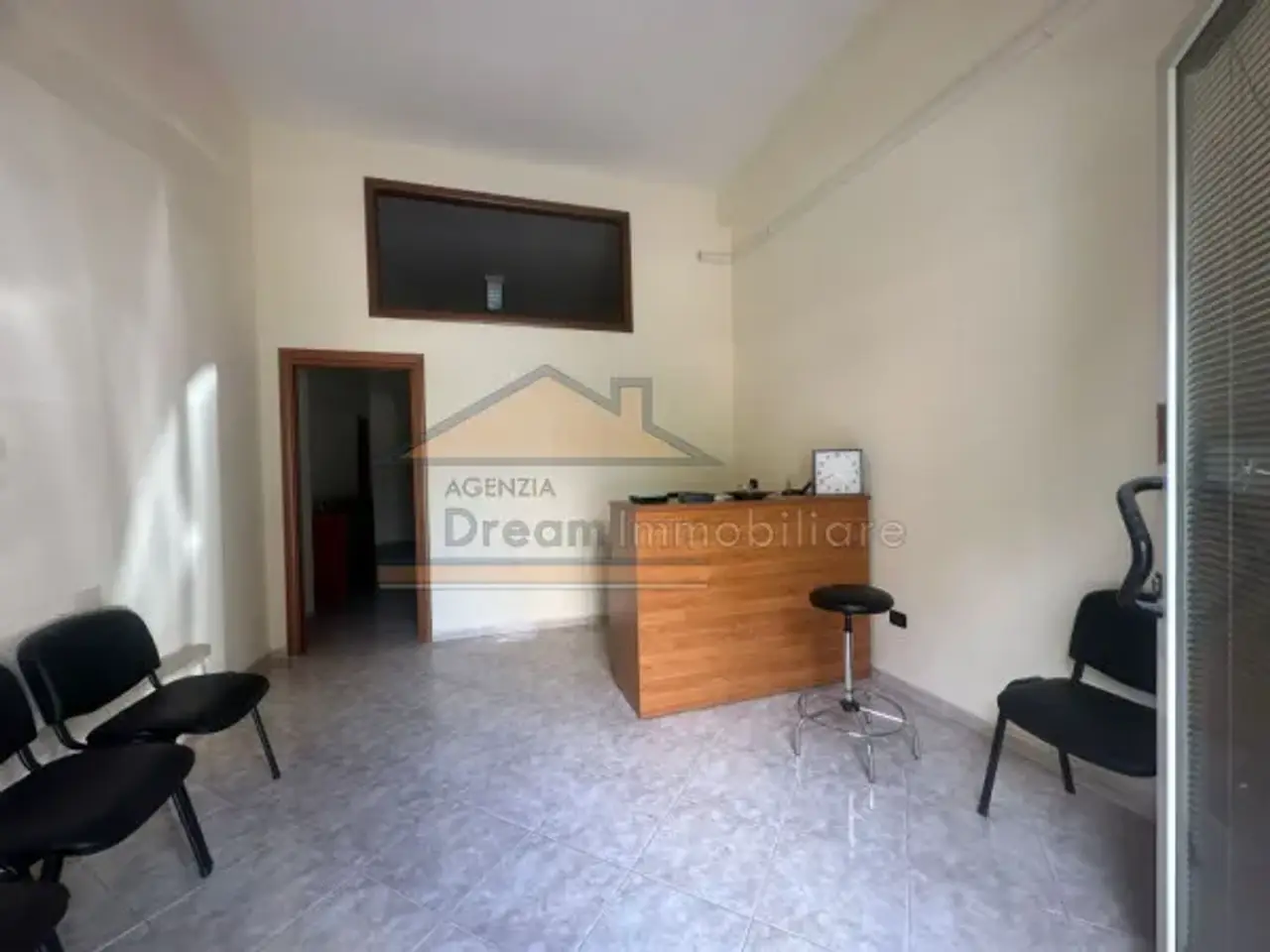 Negozio in Via Casacelle, Giugliano in Campania, {3} - Foto 1