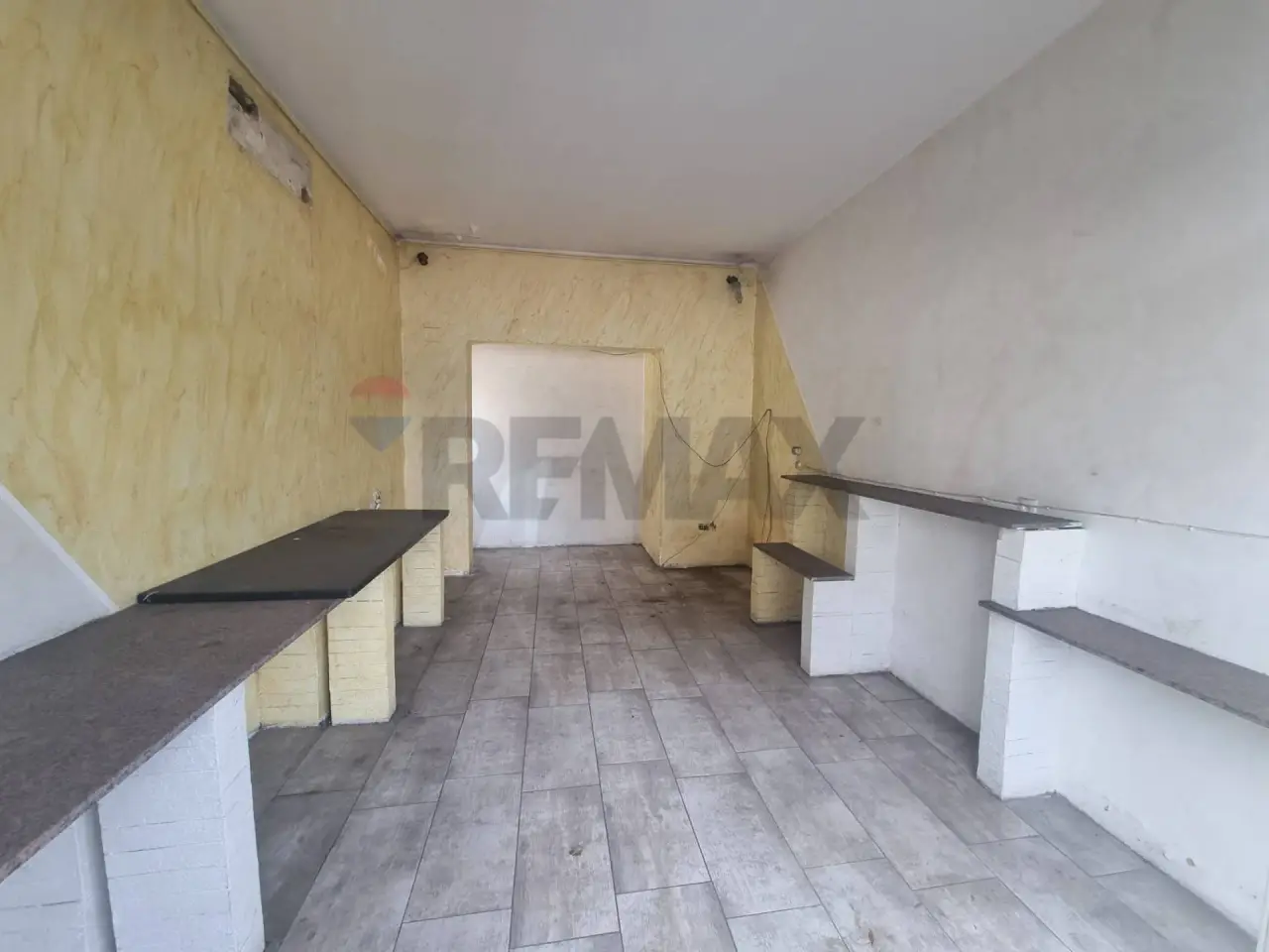 Negozio in Via Vincenzo Casagrandi 38, Catania, {3} - Foto 2