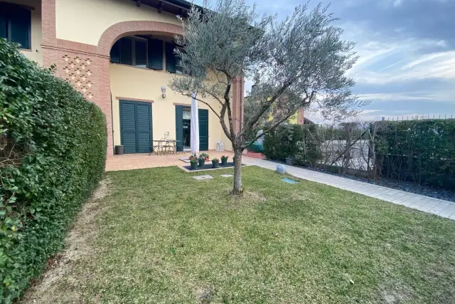 Villa a schiera in Via Maranello 19, Formigine - Foto 1