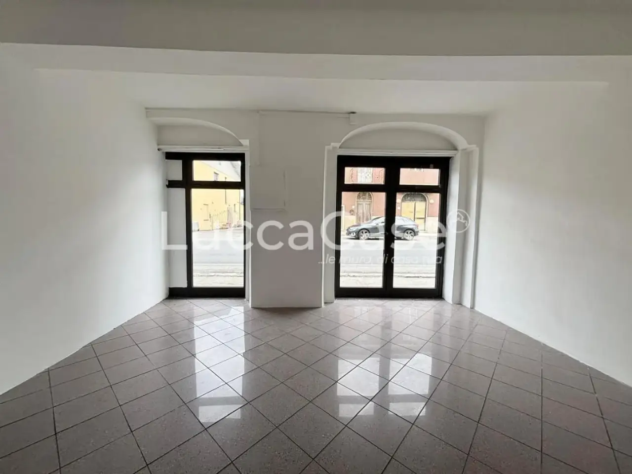 Locale commerciale in 55012 Zone Lu 55012, Capannori, {3} - Foto 2