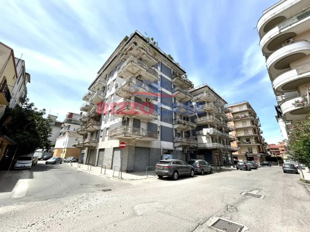Parcheggio chiuso in Via G. Carducci, Corigliano-Rossano, {3} - Foto 1
