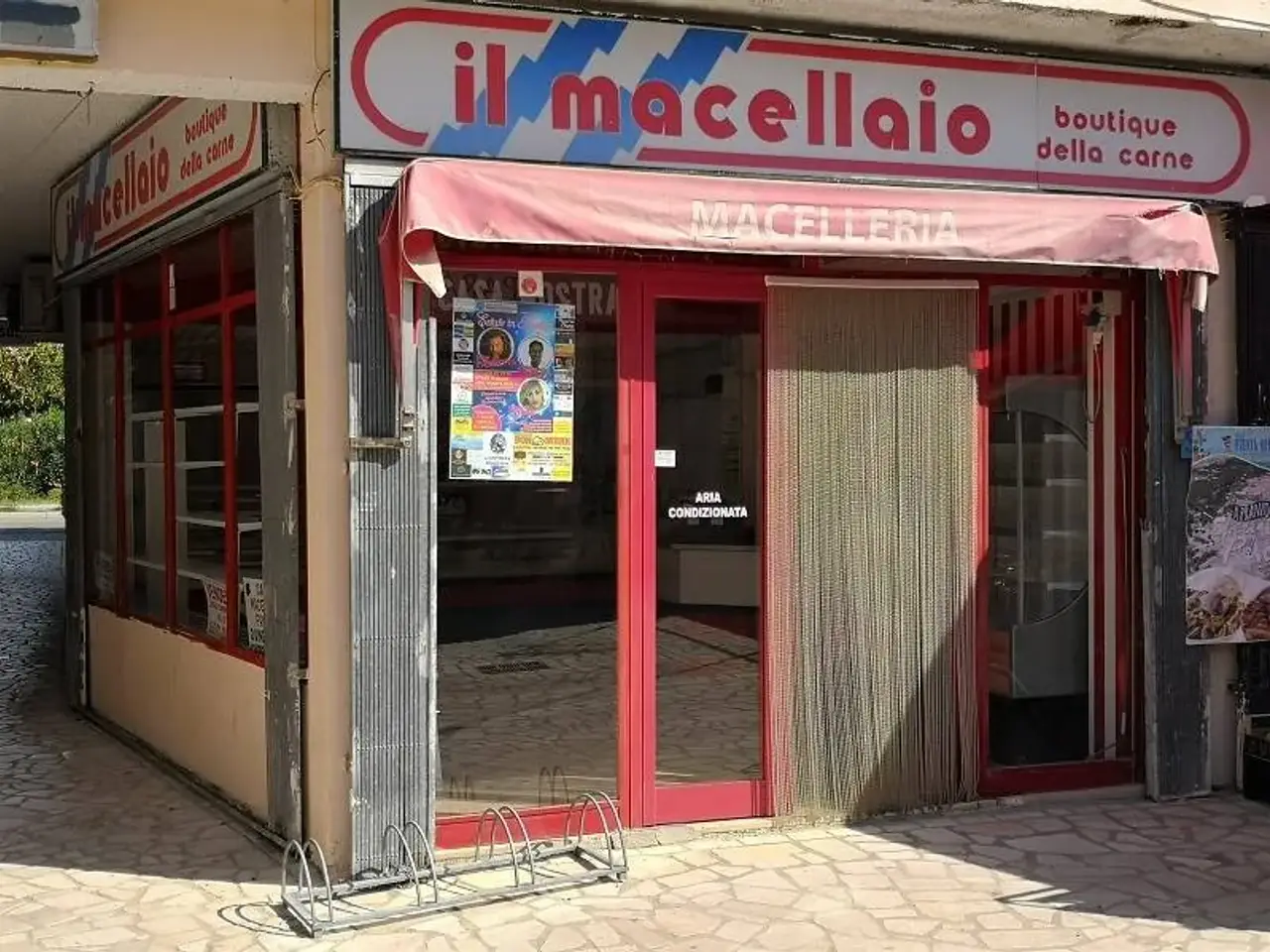 Locale commerciale in Via Calabria 22, Cassano Allo Ionio, {3} - Foto 1