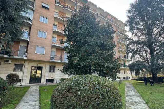 Quadrilocale in Largo Giuseppe Giusti 11, Vercelli - Foto 1