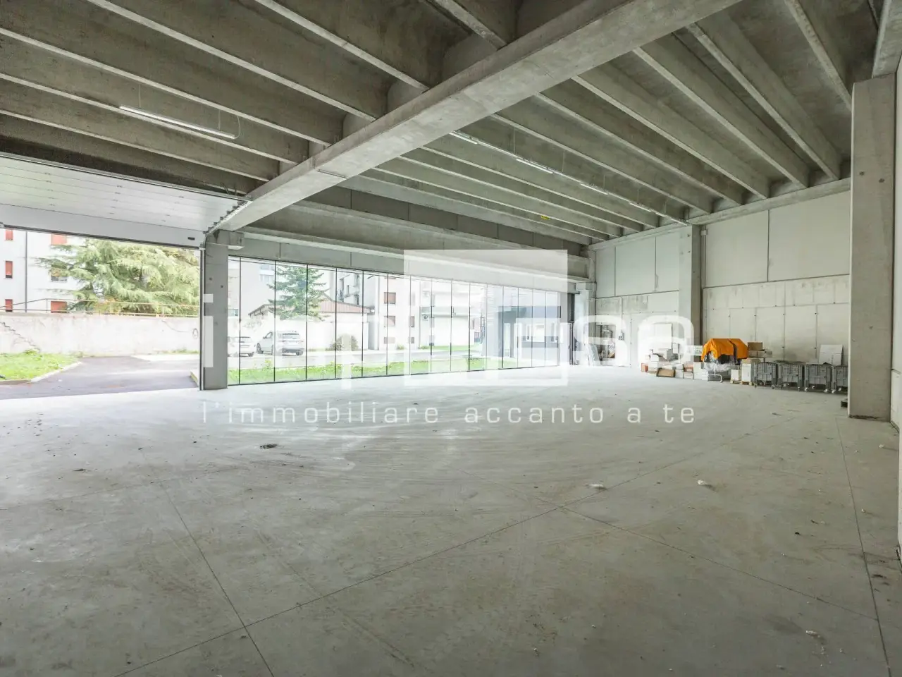 Negozio in Viale Italia 187, Conegliano, {3} - Foto 2