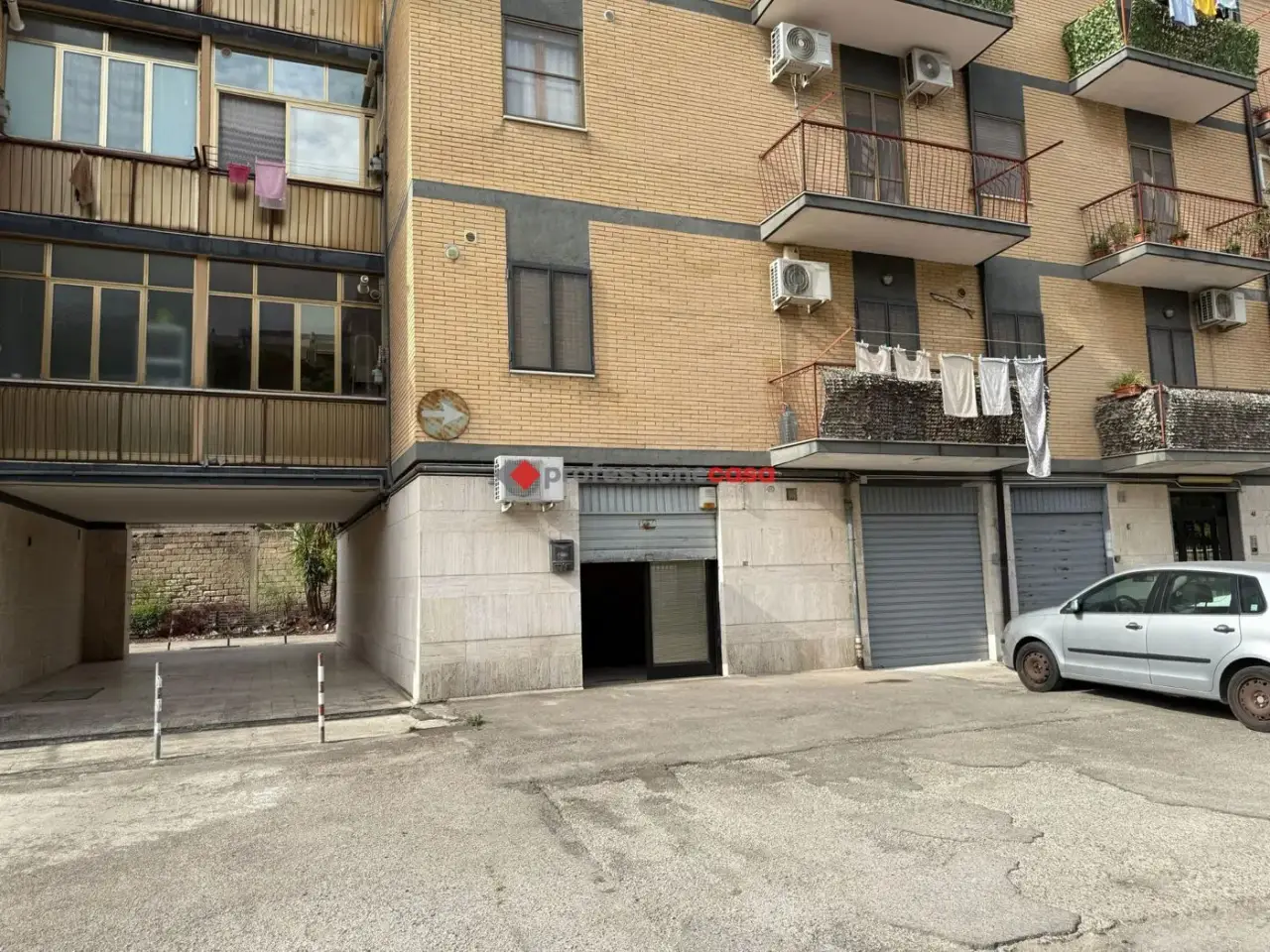 Magazzino in Viale Giotto 41, Foggia, {3} - Foto 2
