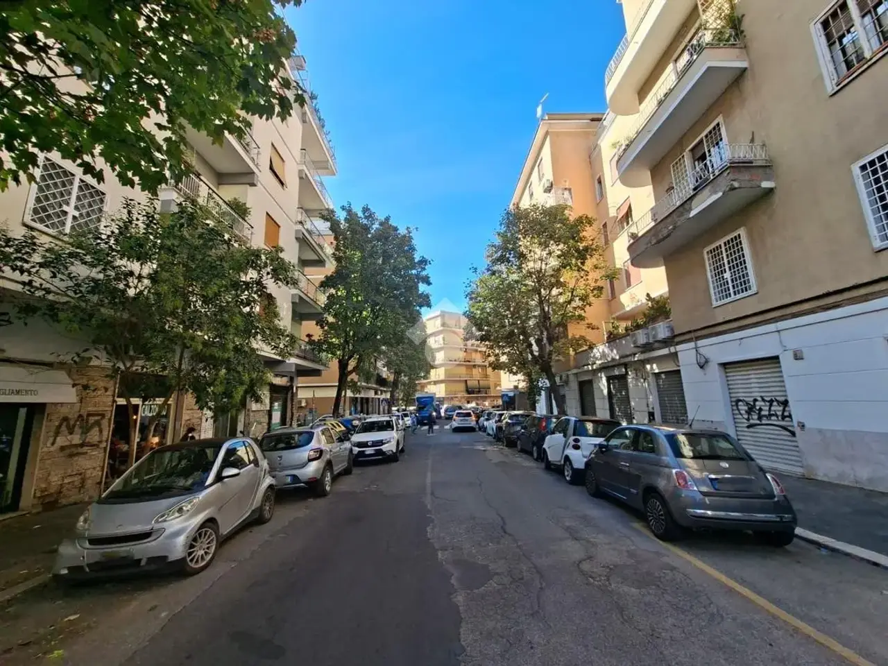 Negozio in Via Duchessa di Galliera 71, Roma, {3} - Foto 1