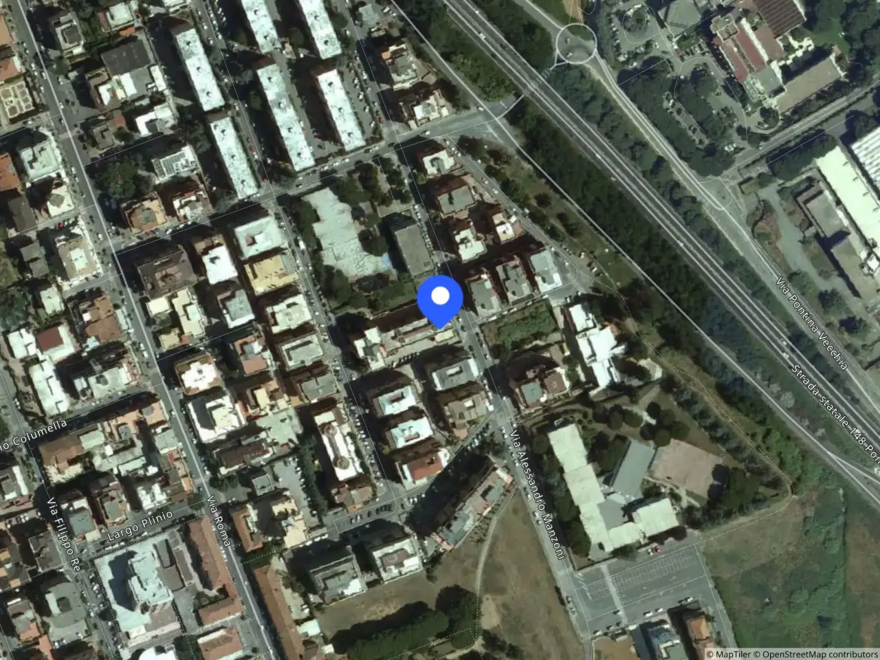 Negozio in Viale Manzoni, 12, 00040 Pomezia Rm, Italia 12, Pomezia, {3} - Foto 2