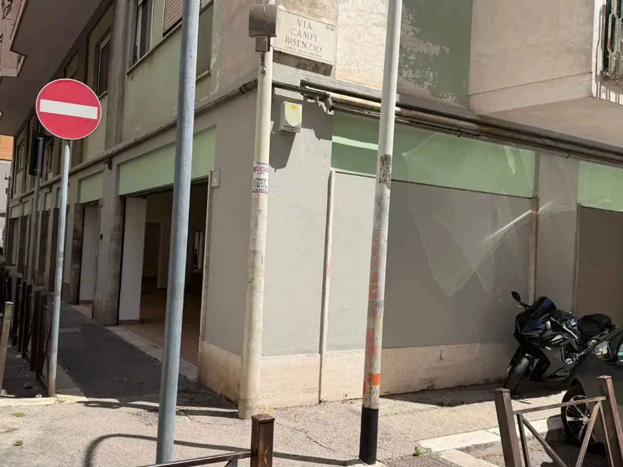Negozio in Via Cerreto Guidi, Roma, {3} - Foto 1