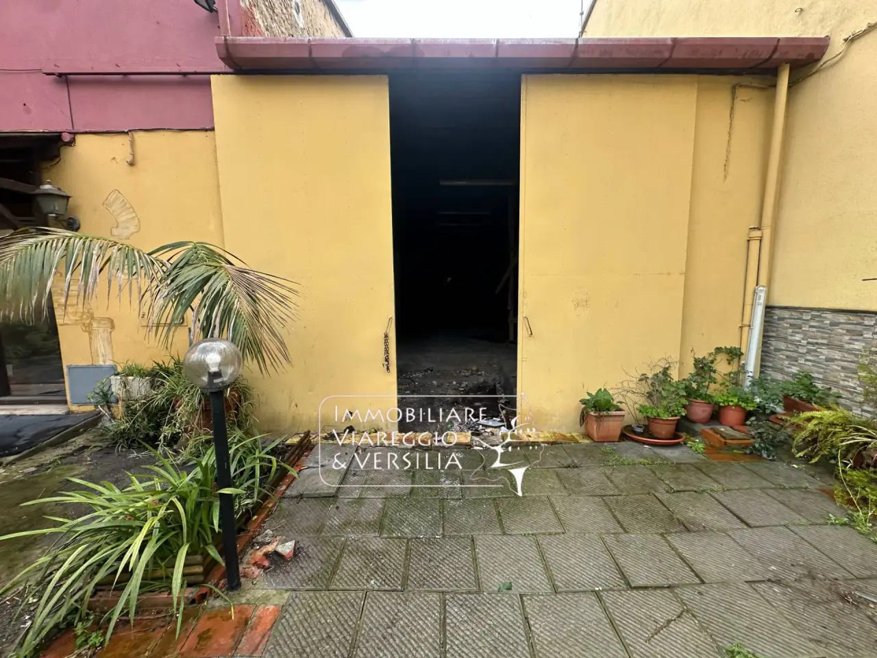 Magazzino in Via Aurelia Sud, Viareggio, {3} - Foto 1