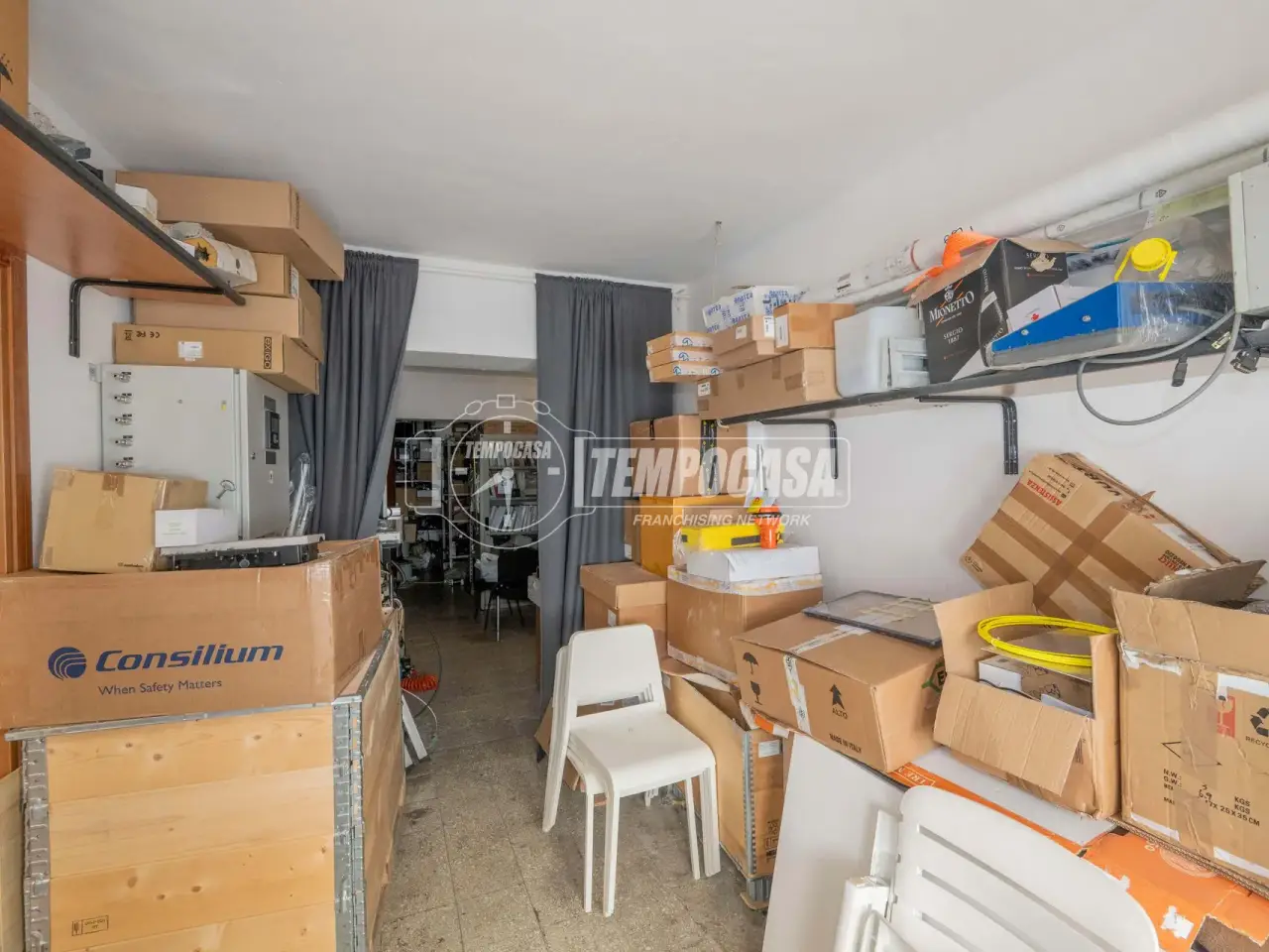 Magazzino in Via Trebbia 101/B, Messina, {3} - Foto 1