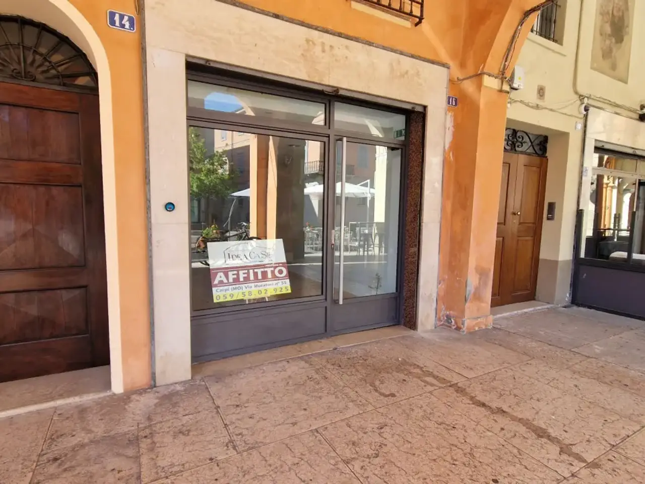 Negozio in Corso Sandro Cabassi, Carpi, {3} - Foto 1