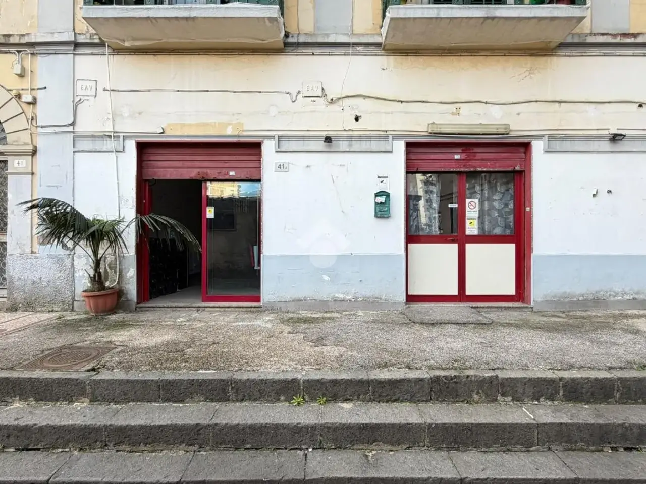 Negozio in Piazzetta Cumana, Napoli, {3} - Foto 1