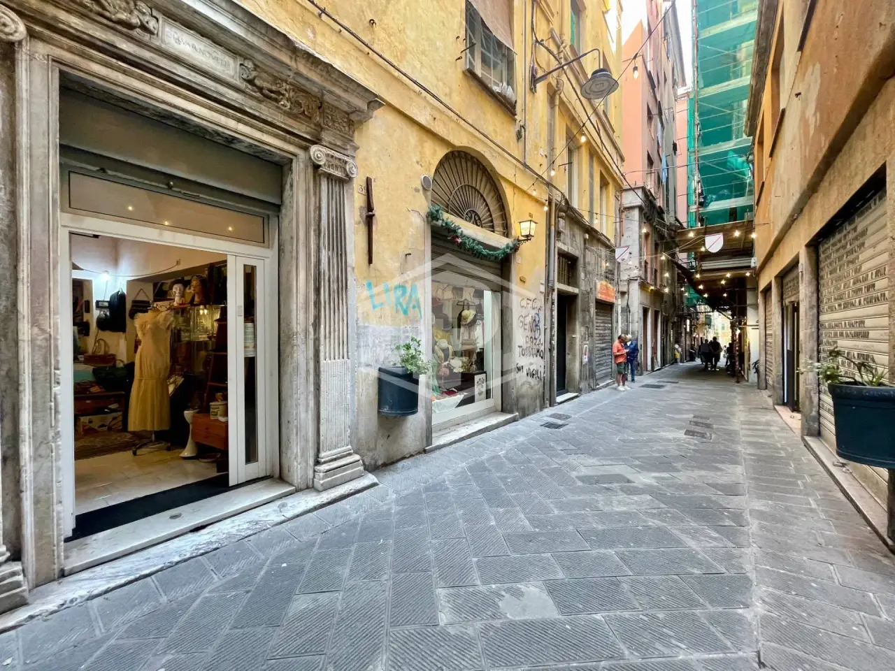Negozio in Via della Maddalena, Genova, {3} - Foto 1
