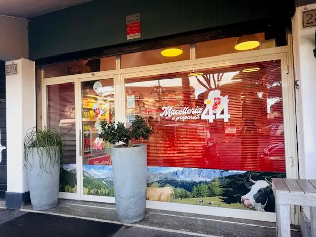 Macelleria in Viale Gorgia di Leontini 279, Roma, {3} - Foto 1