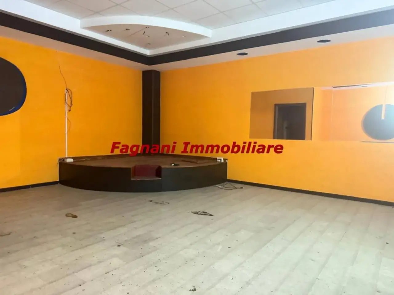 Locale commerciale in Via 24 Maggio,Velletri, Velletri, {3} - Foto 2