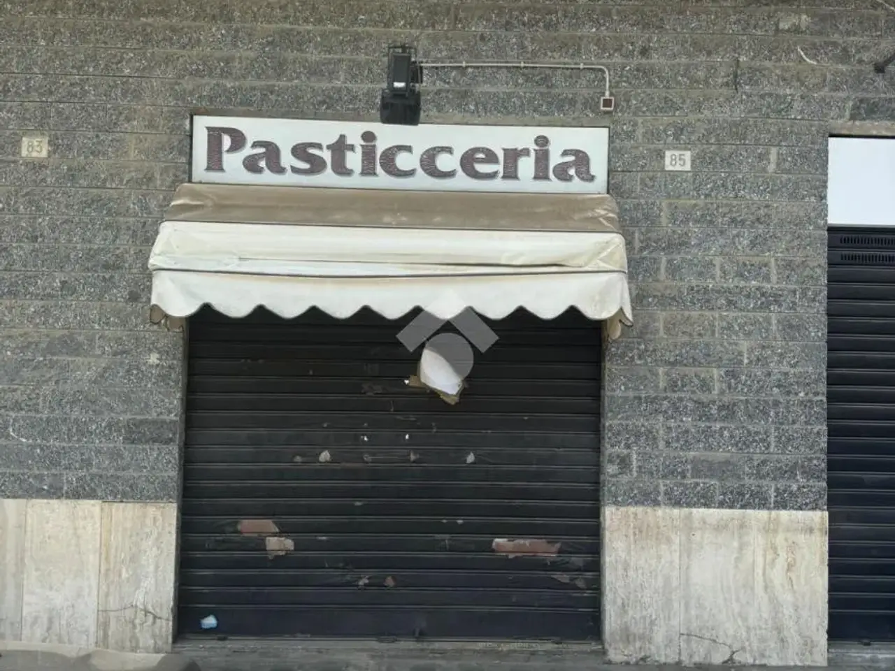 Negozio in Via Torino 85, Piossasco, {3} - Foto 1