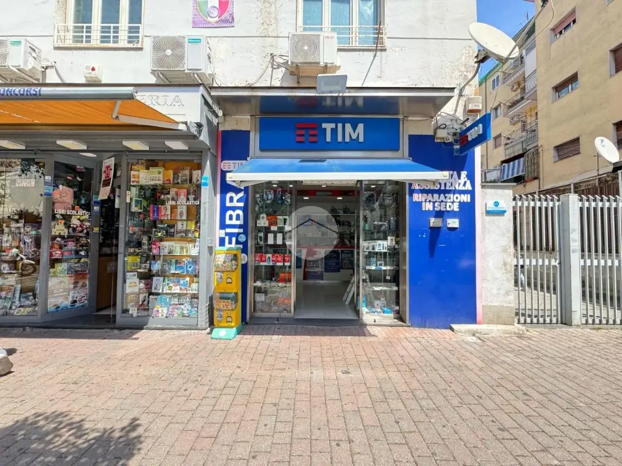 Negozio in Via dell'Epomeo 106, Napoli, {3} - Foto 1