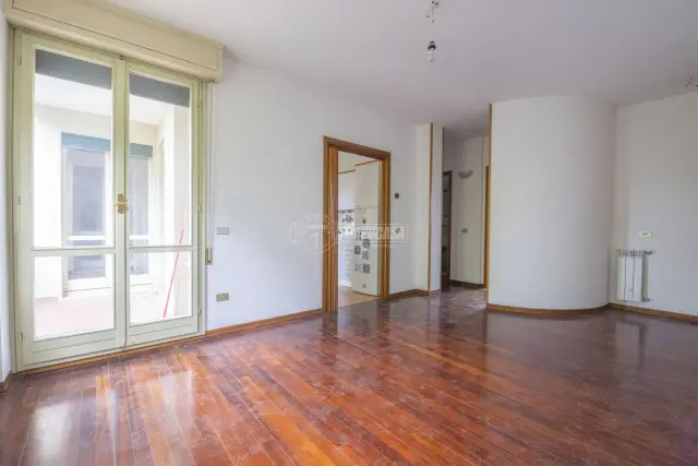 4-room flat in {3}, Via Umberto Giordano - Photo 1