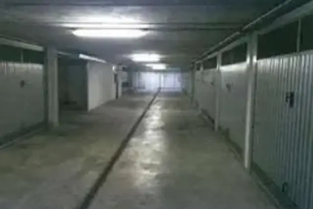 Garage - Parking slot in V. Giovanni da Verrazzano, Brescia - Photo 1