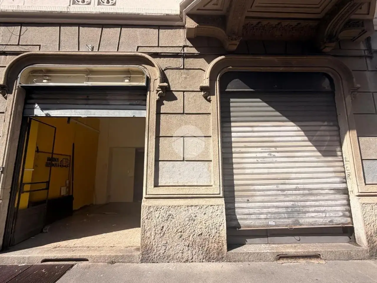 Negozio in Via Camillo Hajech 3, Milano, {3} - Foto 2