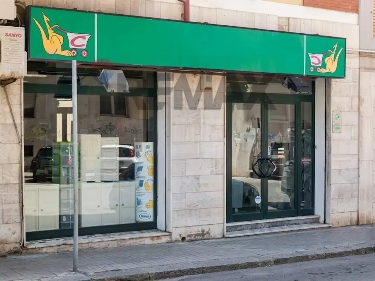 Negozio in Via Boiardo 45, Cagliari, {3} - Foto 1