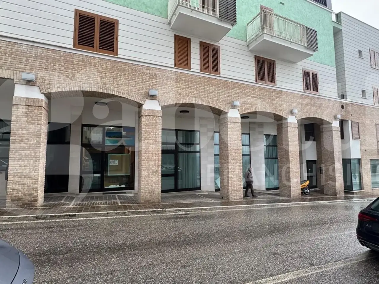Negozio in Via Nicola Pompizii 44, Mosciano Sant'Angelo, {3} - Foto 1