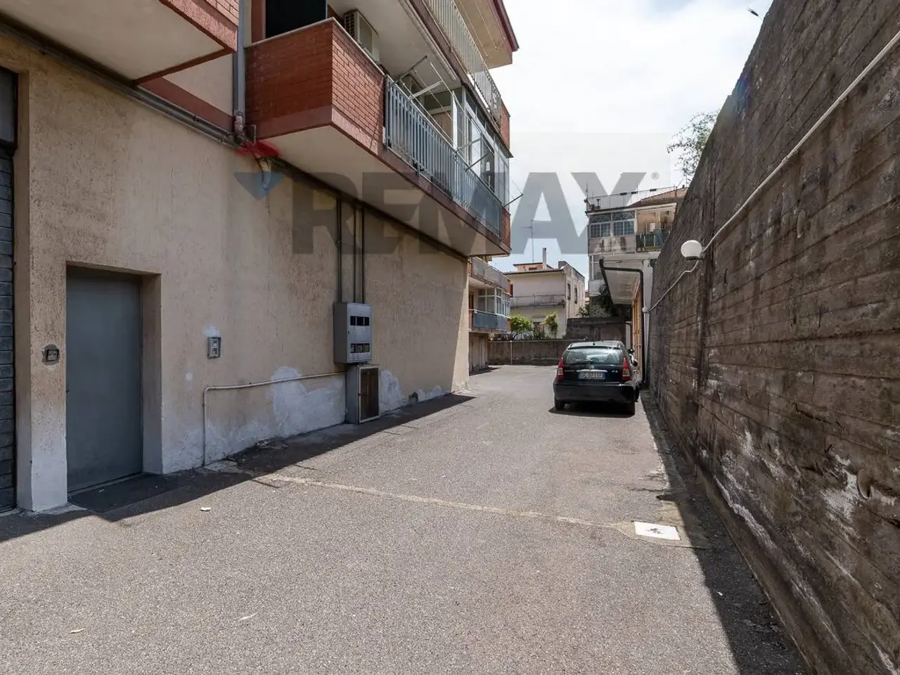 Magazzino in Via Nocilla 105/B, Aci Sant'Antonio, {3} - Foto 2