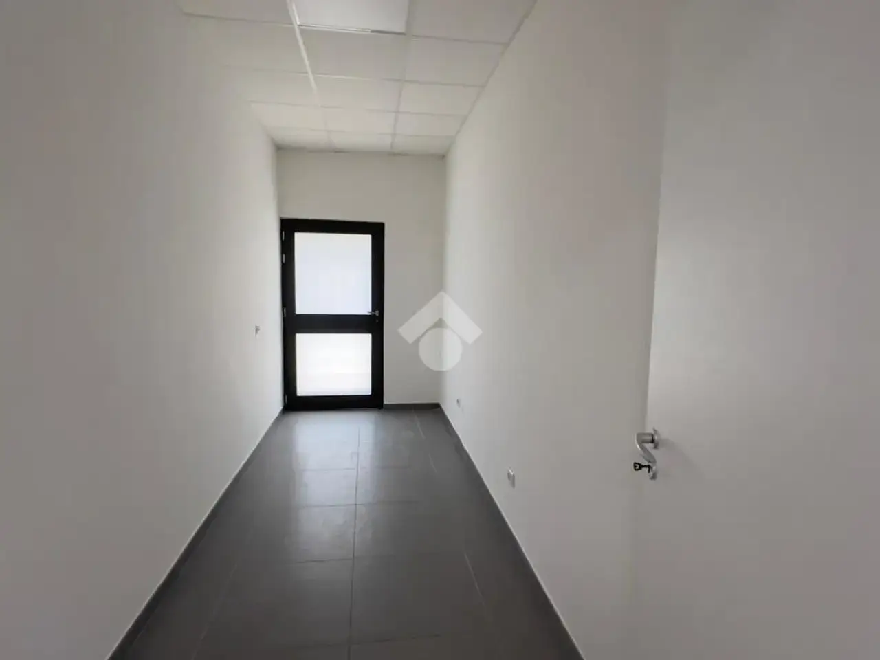 Ufficio in Via Vecchia delle Vigne 24, Pozzuoli, {3} - Foto 2