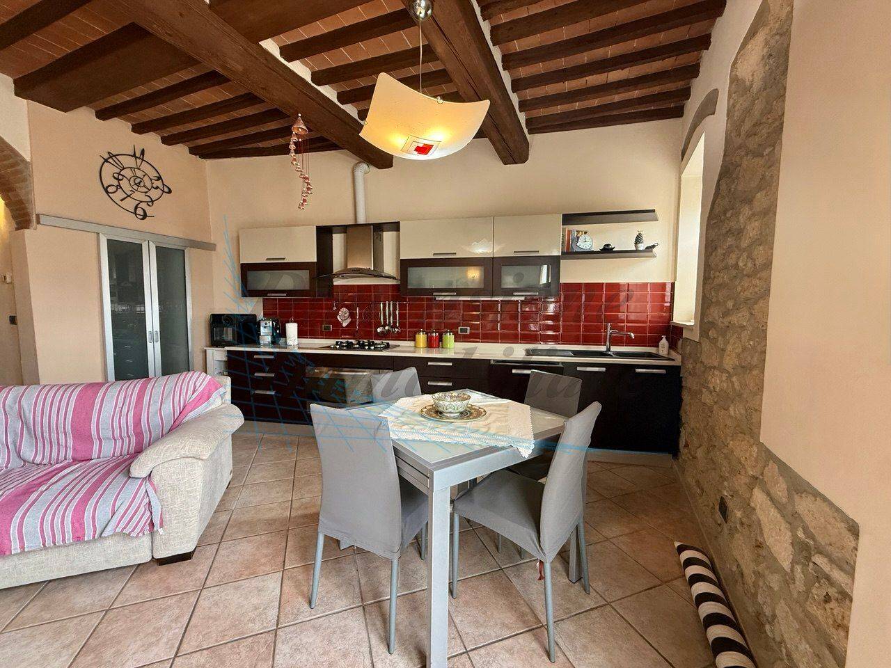 casa indipendente in vendita a Rosignano Marittimo