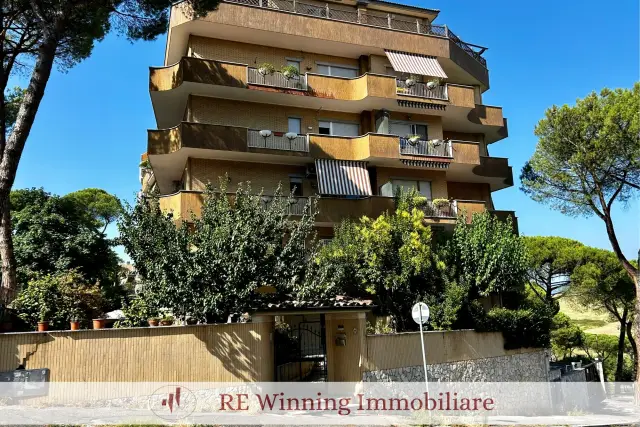 Penthouse in Via Monte Bianco, Guidonia Montecelio - Foto 1