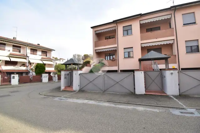 Villa a schiera in Via Militi dell'Assistenza Volontaria 20, Felino - Foto 1