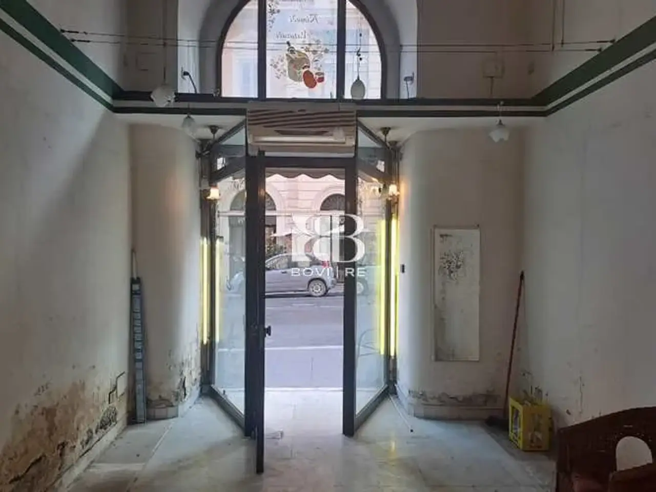 Negozio in  Via Ventiquattro Maggio,00100 Roma,Centro Storico , Roma, {3} - Foto 2