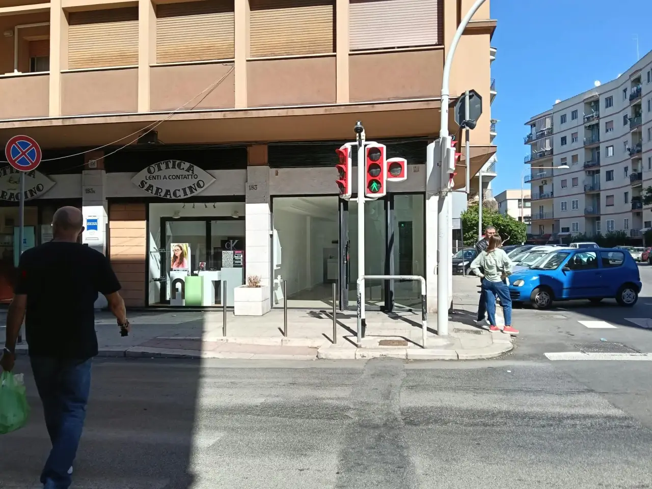 Negozio in Via Pasubio 181a, Bari, {3} - Foto 2