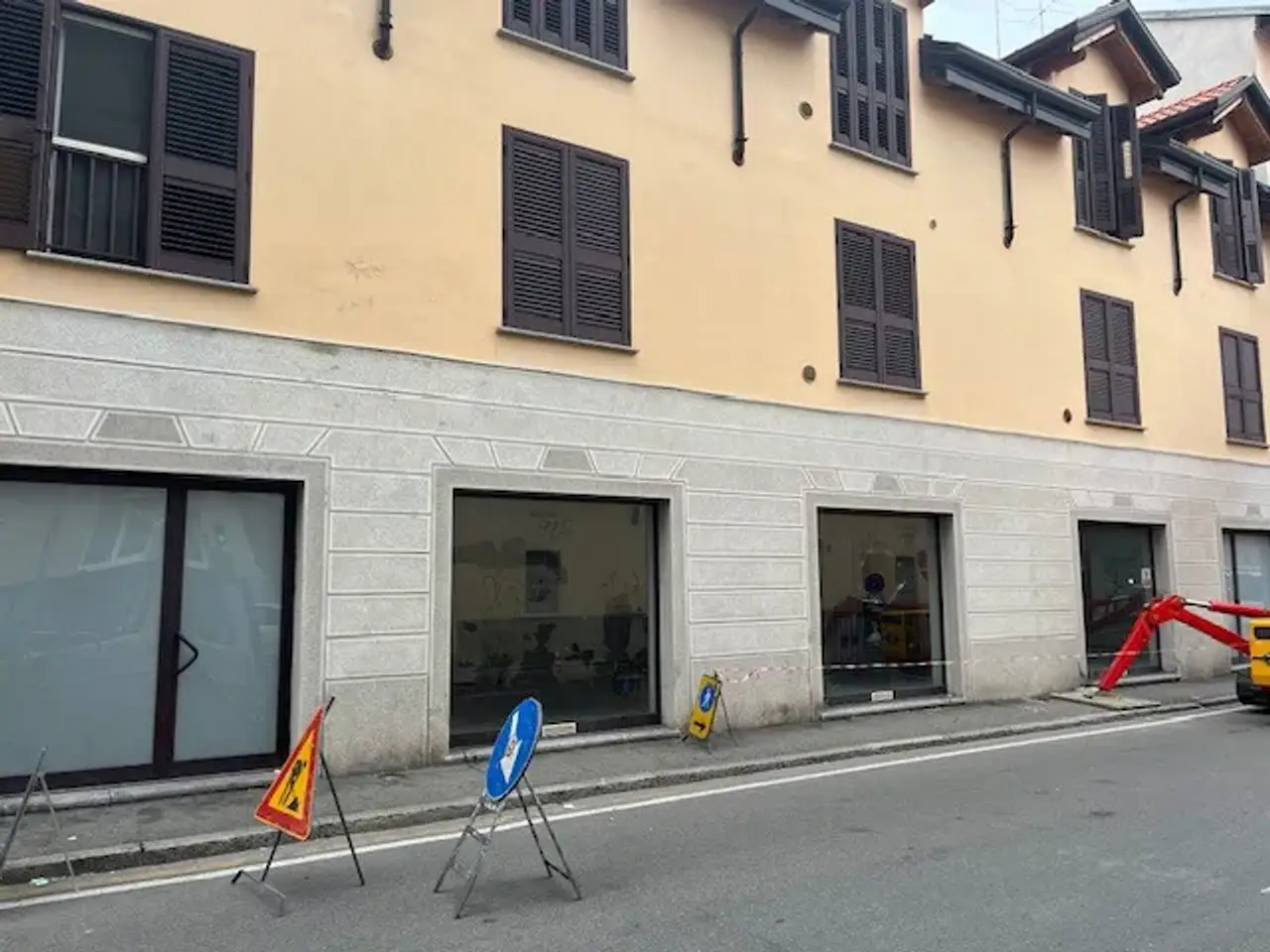 Negozio in Via Dante Alighieri 62, Cinisello Balsamo, {3} - Foto 1