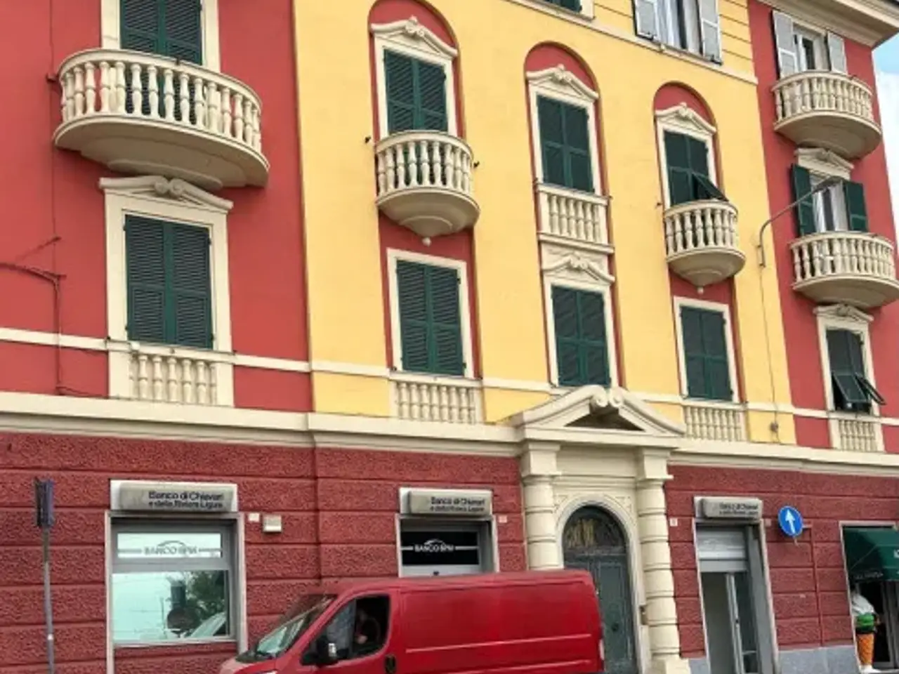 Negozio in Via Don G.Verita 9/33r, Genova, {3} - Foto 2