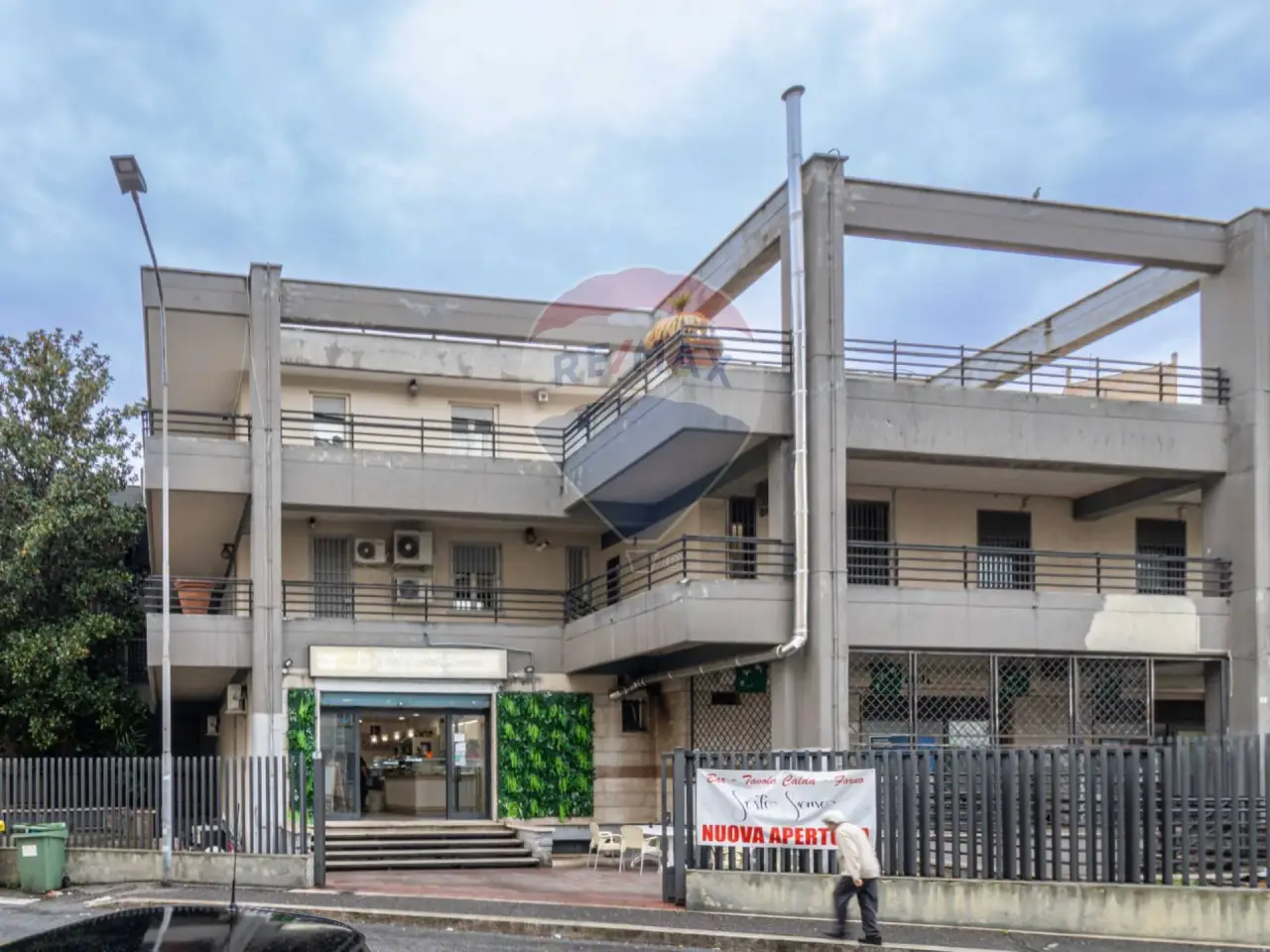 Negozio in Via dei Sambuchi 8, Guidonia Montecelio, {3} - Foto 1