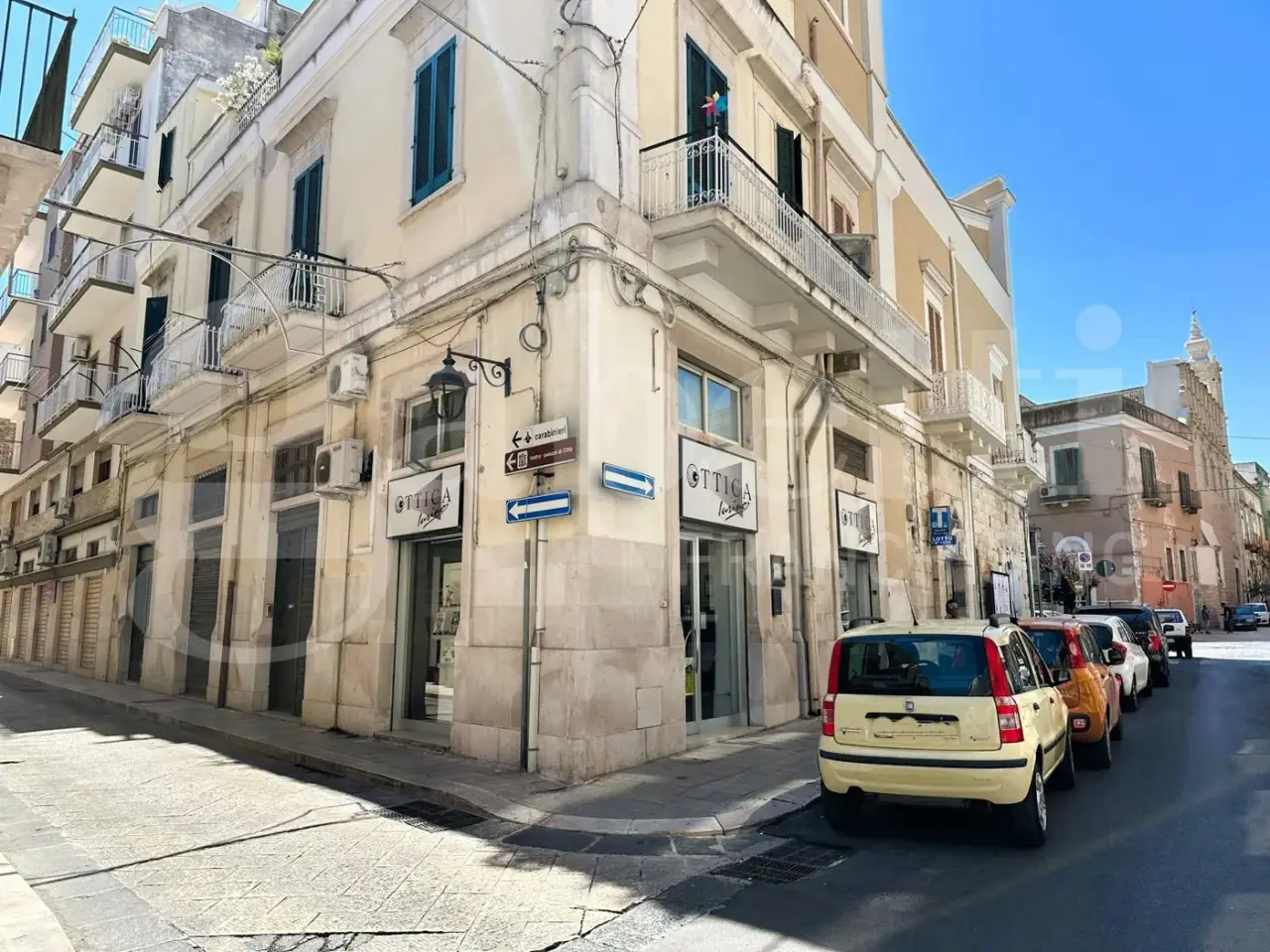 Ufficio in Zona Via Aldo Moro, Corato, {3} - Foto 1