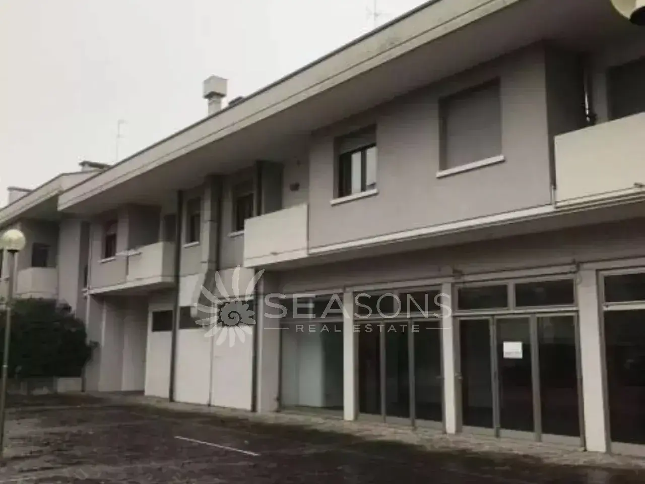 Negozio in , San Dona' Di Piave, {3} - Foto 1