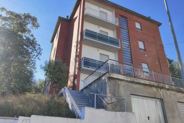 4-room flat, Fornovo di Taro - Photo 1