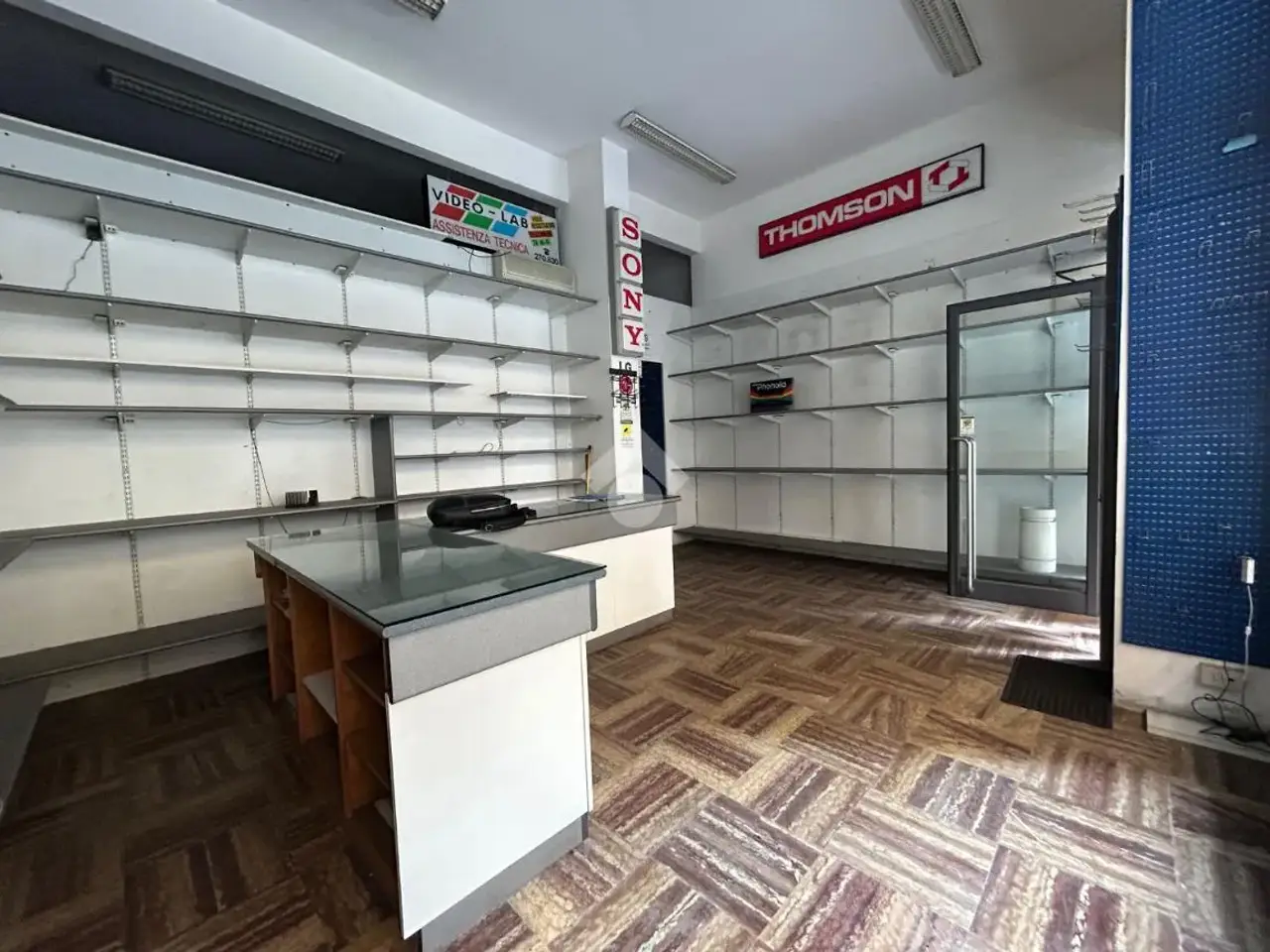 Negozio in Via Trieste, Rapallo, {3} - Foto 1