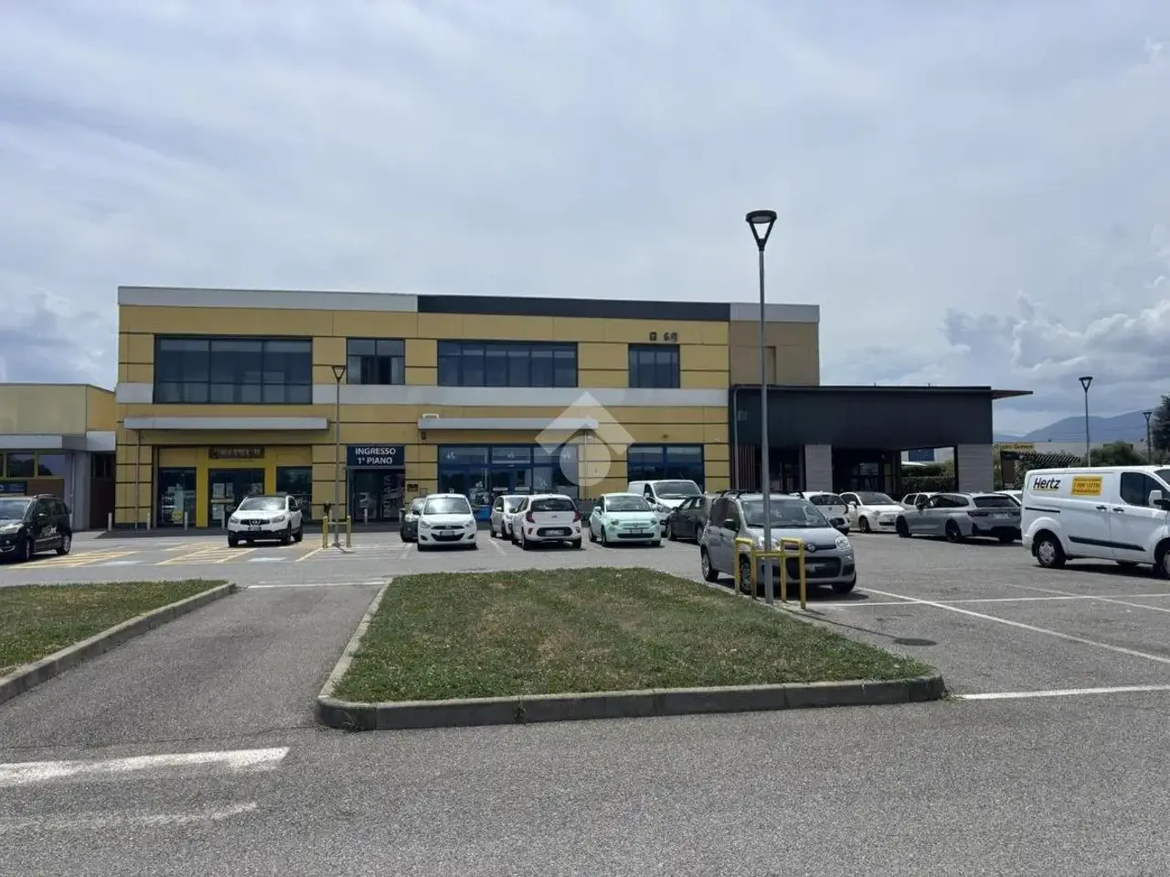 Palazzina commerciale in Via Torino 102, San Maurizio Canavese, {3} - Foto 1