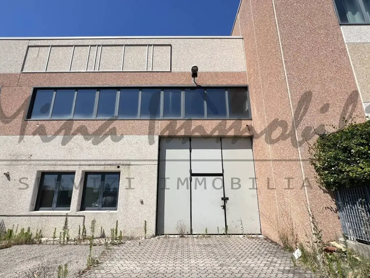 Capannone in Via Motta Visconti, Casorate Primo, {3} - Foto 1