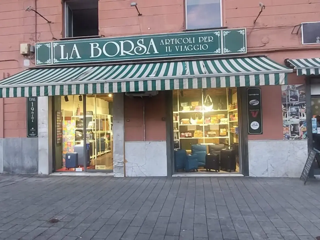 Negozio in Via Gramsci, Genova, {3} - Foto 1