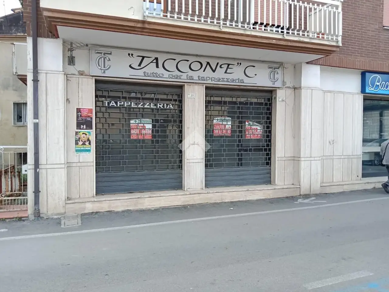 Negozio in Via Santi Sabino E Romolo, Atripalda, {3} - Foto 1
