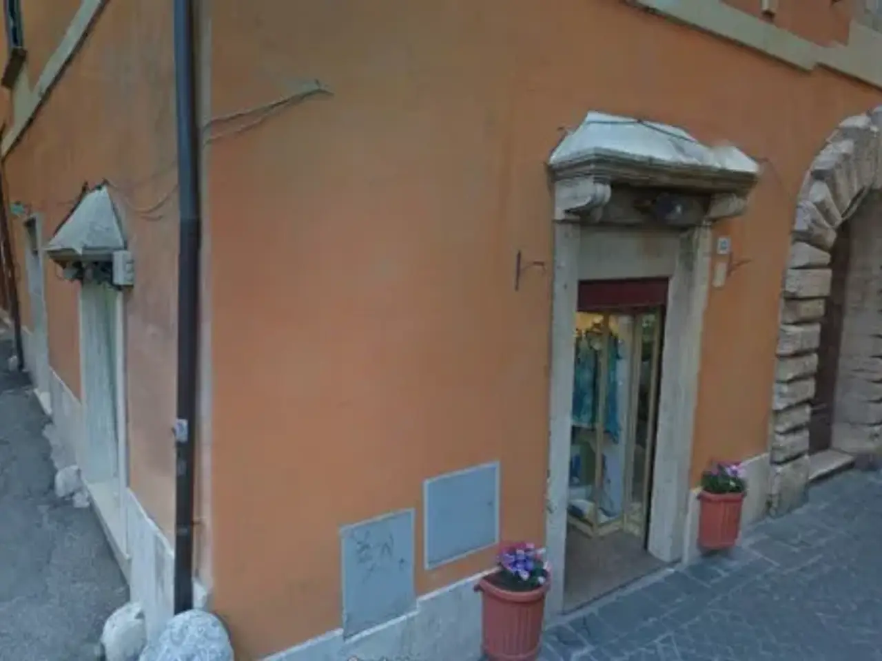 Negozio in Via Colsereno 12, Tivoli, {3} - Foto 2